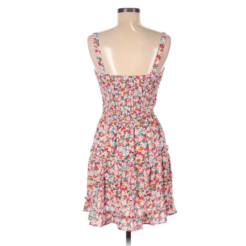 NWOT Sienna Sky Floral Ditsy Smocked Spring Summer Mini Dress - Picture 2 of 6